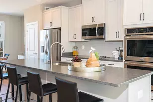 316 Anthem St, Ranson, WV 25438 - Photo 10