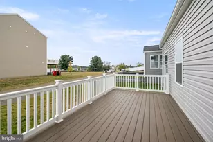 148 Huntwell West Blvd, Ranson, WV 25438 - Photo 32