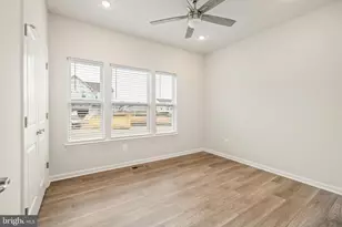 148 Huntwell West Blvd, Ranson, WV 25438 - Photo 4