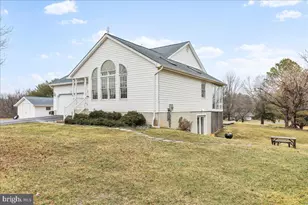 23 Teakwood Ct, Harpers Ferry, WV 25425 - Photo 4