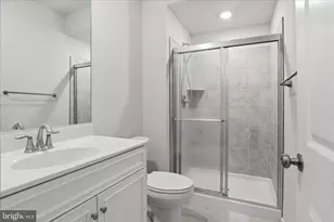 889 Barksdale Dr, Charles Town, WV 25414 - Photo 44