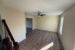 23 Mudfort Dr, Harpers Ferry, WV 25425 - Photo 2