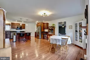 136 Woodcock Ave, Shepherdstown, WV 25443 - Photo 6