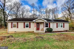 136 Woodcock Ave, Shepherdstown, WV 25443 - Photo 1