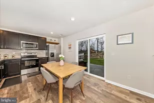 117 Saber Dr, Charles Town, WV 25414 - Photo 8