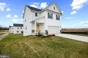 258 Eclipse St, Charles Town, WV 25414 - Photo 2