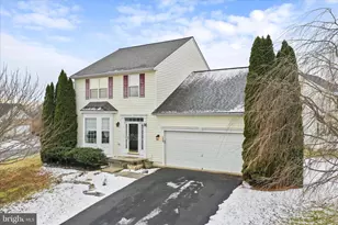 19 Barrel Horse Dr, Charles Town, WV 25414 - Photo 2