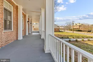 515 E Washington St, Charles Town, WV 25414 - Photo 2