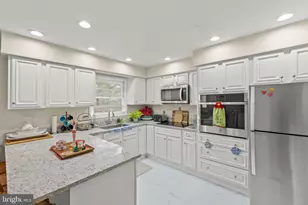 250 Euclid Ave, Charles Town, WV 25414 - Photo 8