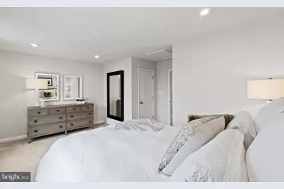 431 Presidents Pointe Avenue, Ranson, WV 25438 - Photo 18