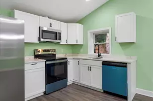 1712 Shenandoah River Dr, Harpers Ferry, WV 25425 - Photo 6