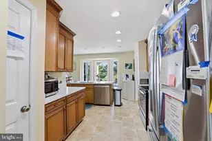 145 Maplewood Ct, Harpers Ferry, WV 25425 - Photo 8