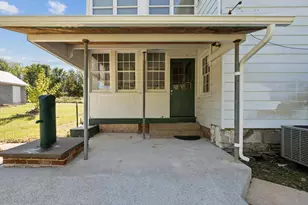 7 South St, Kearneysville, WV 25430 - Photo 22