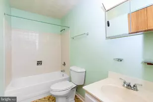 391 King St, Kearneysville, WV 25430 - Photo 26