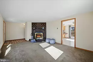 804 N Reymann St, Ranson, WV 25438 - Photo 6