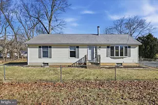 804 N Reymann St, Ranson, WV 25438 - Photo 4