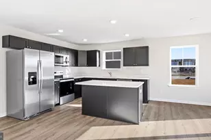 Tbb Edinburgh Ct, Charles Town, WV 25414 - Photo 2