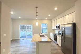 27 Rolling Branch Dr, Ranson, WV 25438 - Photo 10