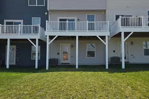 103 Winterplace Dr, Charles Town, WV 25414 - Photo 2