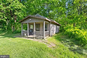 2436 Warm Springs Rd, Shenandoah Junction, WV 25442 - Photo 64