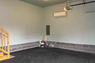 126 W Blakeley Dr, Charles Town, WV 25414 - Photo 6