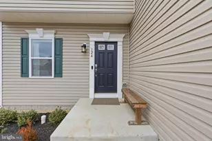 124 Huntwell West Blvd, Ranson, WV 25438 - Photo 4