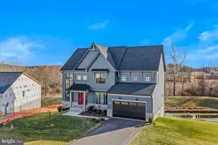 56 Jane Washington Ct, Charles Town, WV 25414 - Photo 4