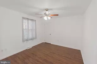 300 W 4th Ave, Ranson, WV 25438 - Photo 22