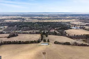 8958 Leetown Rd, Kearneysville, WV 25430 - Photo 2