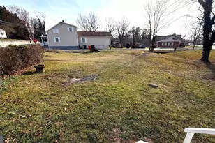 316 S West St, Charles Town, WV 25414 - Photo 22