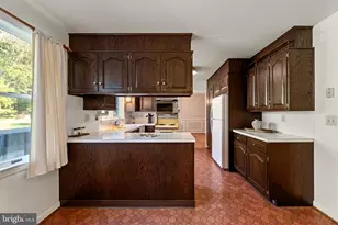 185 Shepherd Ln, Shepherdstown, WV 25443 - Photo 16