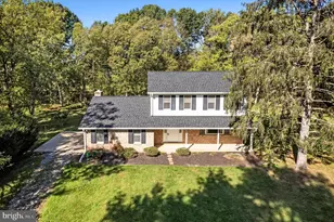 185 Shepherd Ln, Shepherdstown, WV 25443 - Photo 2