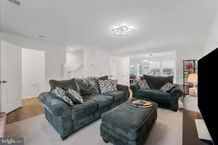 262 Battlefield Dr, Charles Town, WV 25414 - Photo 8