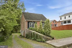 410 E Hunter St, Charles Town, WV 25414 - Photo 30