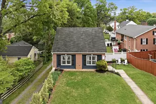 410 E Hunter St, Charles Town, WV 25414 - Photo 26