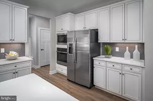 1510 Wallace Way, Ranson, WV 25438 - Photo 12