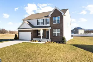 218 Haybine Dr, Shenandoah Junction, WV 25442 - Photo 4