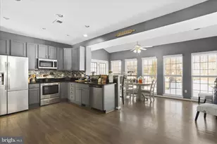 347 Maddex Dr, Shepherdstown, WV 25443 - Photo 6