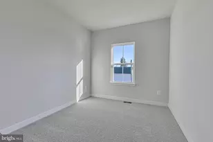 17 Oasis Ave, Ranson, WV 25438 - Photo 28