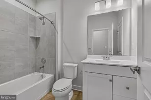 17 Oasis Ave, Ranson, WV 25438 - Photo 32