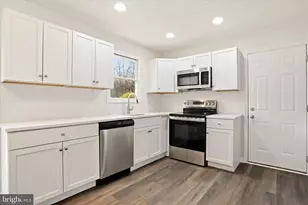 276 Forest View Dr, Kearneysville, WV 25430 - Photo 12