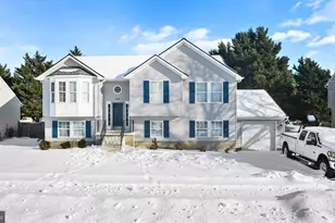 115 Crosswinds Dr, Charles Town, WV 25414 - Photo 1