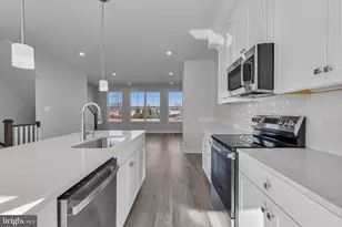 9 Oasis Ave, Ranson, WV 25438 - Photo 12