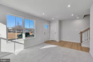 1101 Oasis Ave, Ranson, WV 25438 - Photo 6