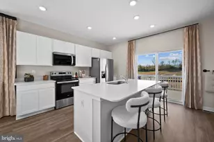 48 Aloma St, Charles Town, WV 25414 - Photo 8