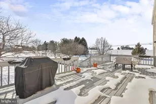 30 Green Valley Dr, Charles Town, WV 25414 - Photo 38