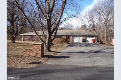 35 Grant Road, Charles Town, WV 25414 - Photo 2