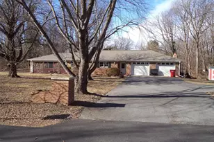 35 Grant Rd, Charles Town, WV 25414 - Photo 2