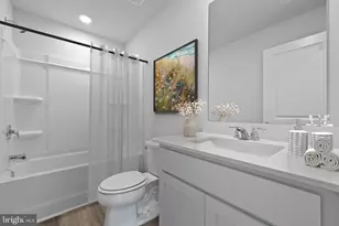 35 Vernon St, Charles Town, WV 25414 - Photo 22