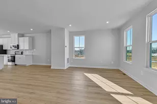 1102 Oasis Ave, Ranson, WV 25438 - Photo 24